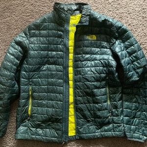 Men’s Northface jacket